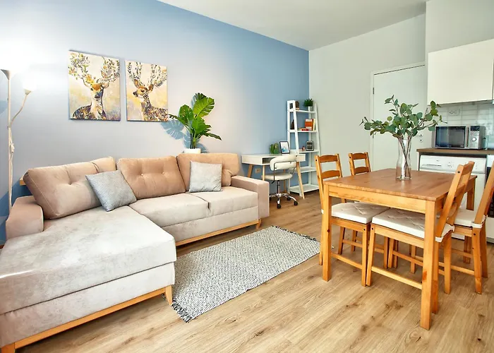 Unbeatable Location Comfy Central Apartment By Flat Mаnager